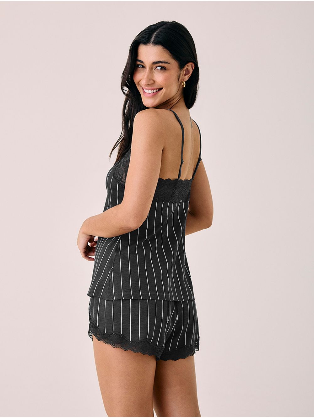 Hope — Short Doll Alças Finas Em Viscose Estampada E Renda Love Stories Estampa Risca De Giz Cinza Magma