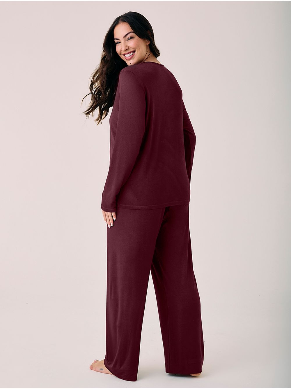 Hope — Pijama Longo Decote V Em Viscose E Renda Moon Vinho Do Porto