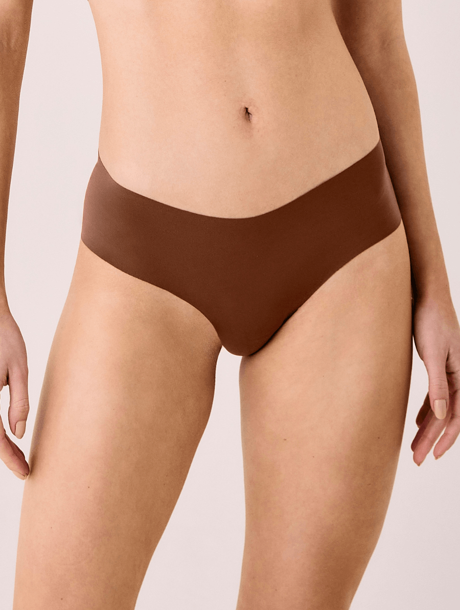 Calcinha Tanga Brasileira Em Microfibra Nude Marrom Cappuccino