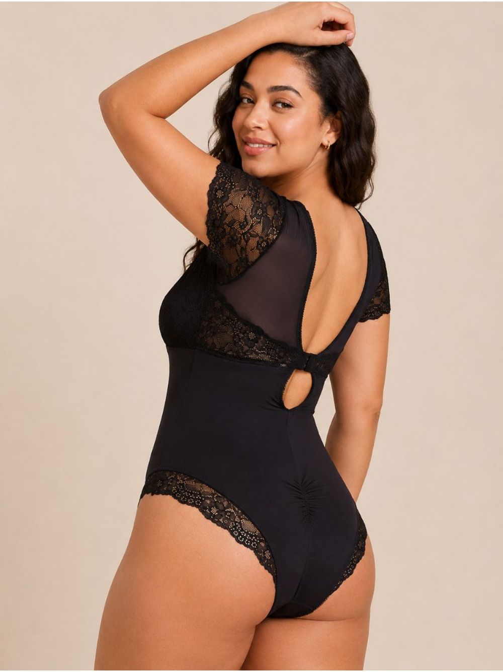 Hope — Body Modelador Em Renda E Microfibra Preto