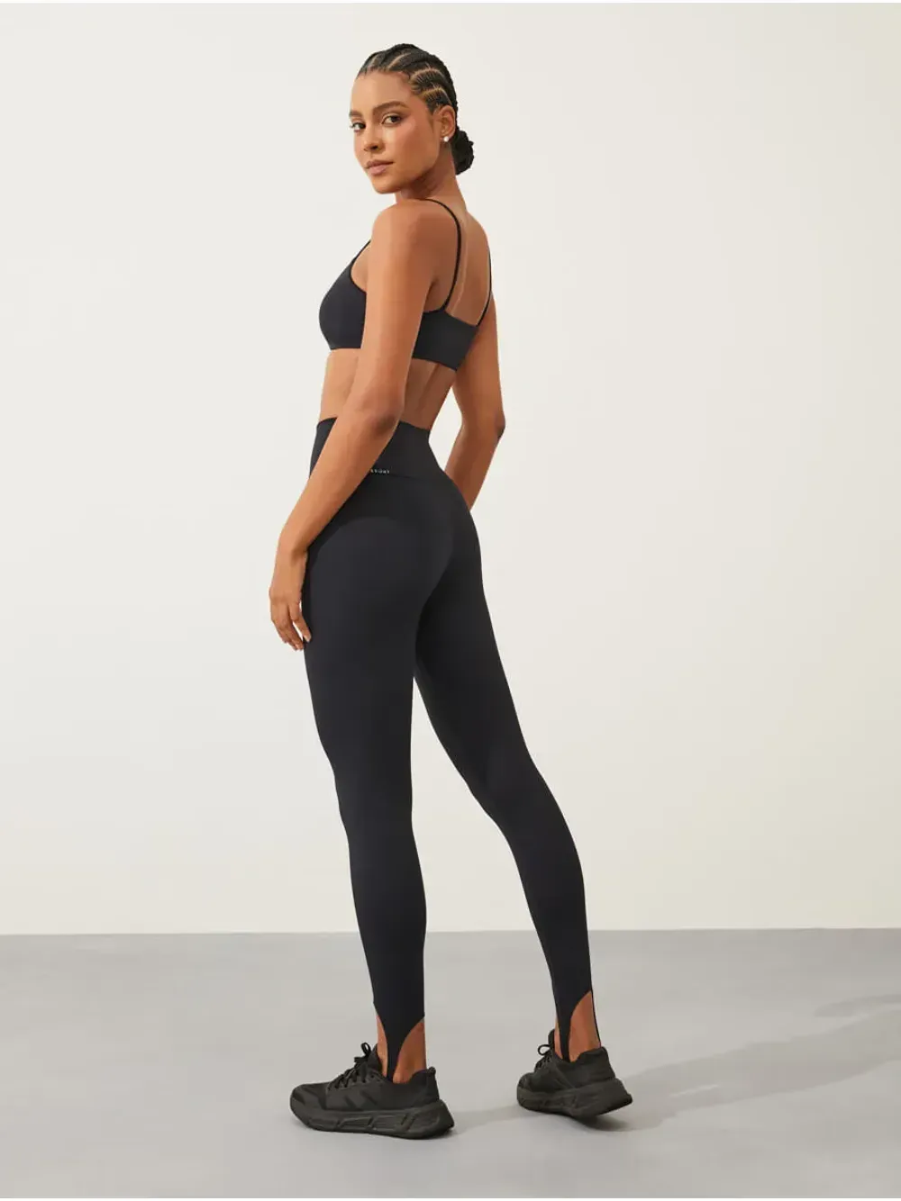 Hope — Calça Legging De Pézinho Fusô Preto