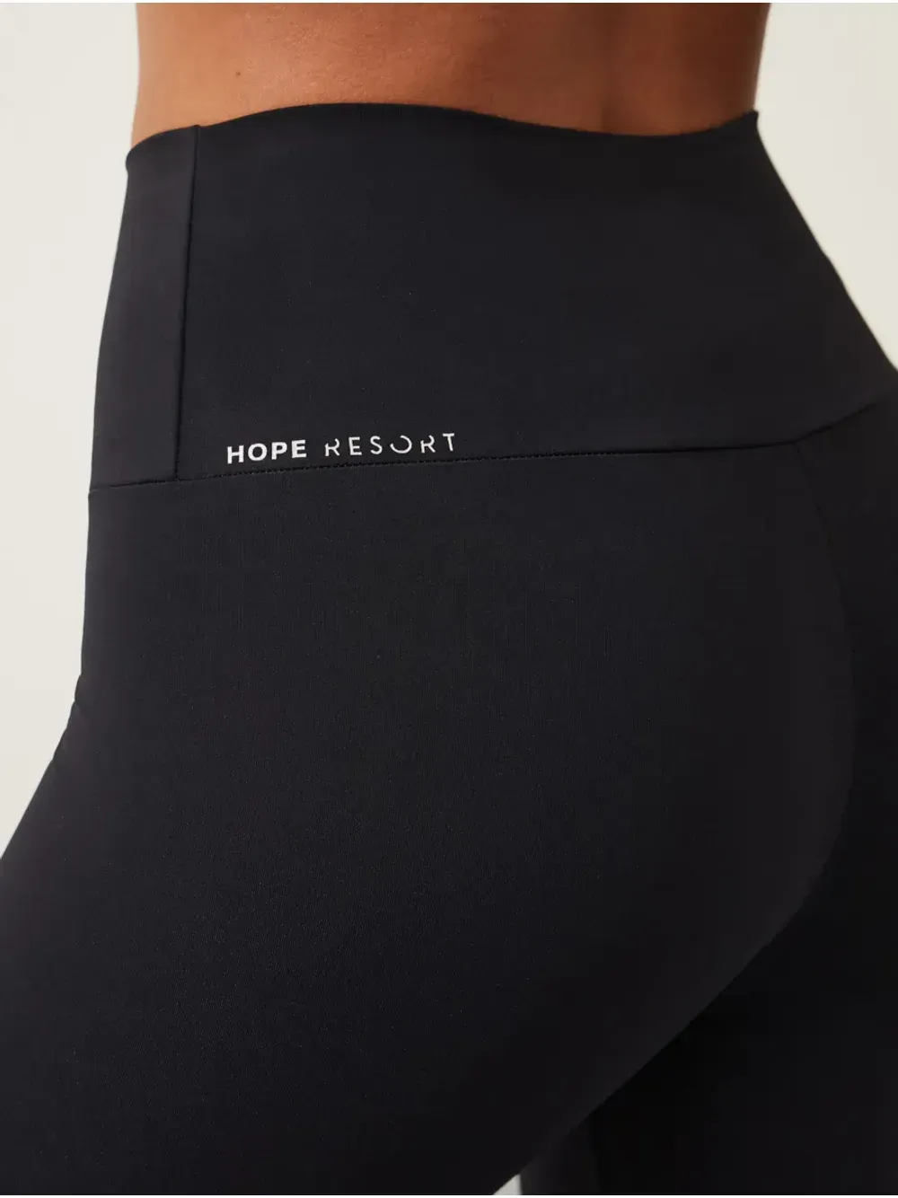 Hope — Calça Legging De Pézinho Fusô Preto